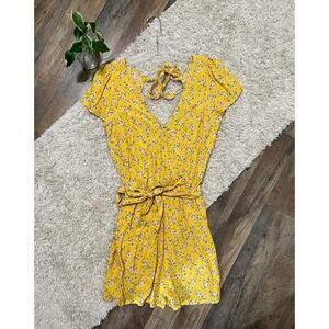American Eagle Size XS Yellow Floral Wrap Belted V Neck Open Back Romper